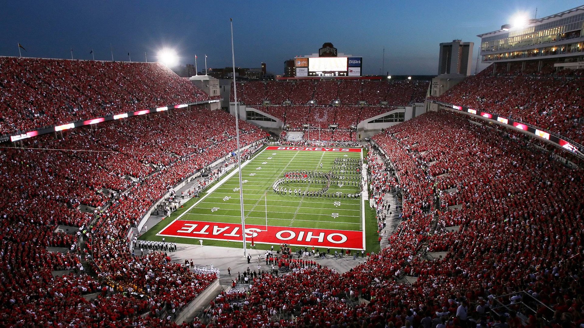 胡金秋赛后谦逊发言登热搜，利物浦爆冷切尔西引发热议